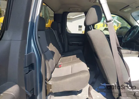 2010 Chevrolet Silverado 1500 Ls из США, поврежденный, VIN 1GCSKREA7AZ243374